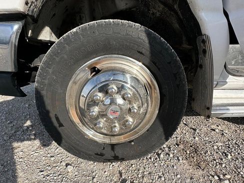 Used 2013 Ford E-450 and Econoline 450 Super Duty w/ Shuttle Bus Prep Pkg image 27