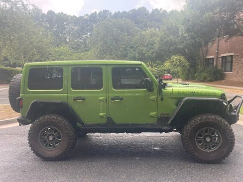 Used 2018 Jeep Wrangler Unlimited Rubicon AWD/4WD image 4