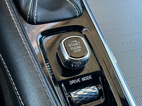 Used 2019 Volvo XC90 T6 R-Design w/ Advanced Package AWD/4WD image 36