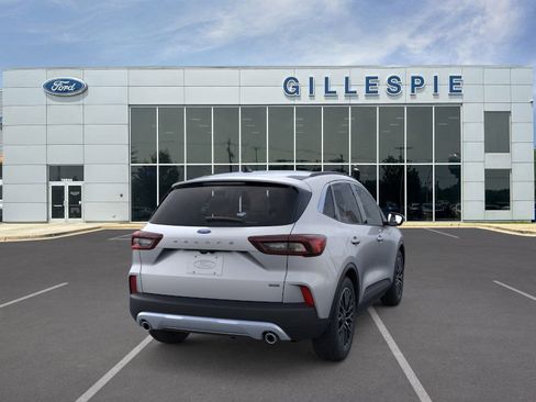 New 2024 Ford Escape SE image 8