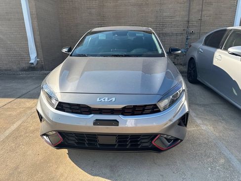 Used 2022 Kia Forte GT-Line w/ GT-Line Premium Package FWD image 2