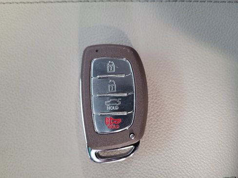 Used 2017 Hyundai Sonata Sport w/ Value Edition Package 02 image 32