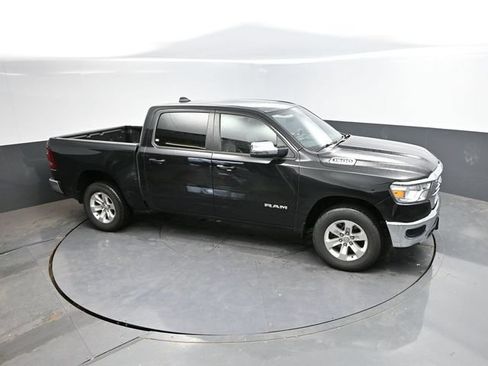 Used 2024 RAM 1500 Laramie AWD/4WD image 45