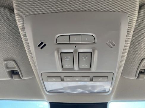 Used 2018 Buick Encore Essence w/ Experience Buick Package image 14