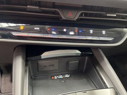 New 2026 Buick Envision Sport Touring AWD/4WD image 17