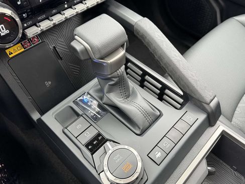 New 2026 Toyota Tacoma Limited AWD/4WD image 6