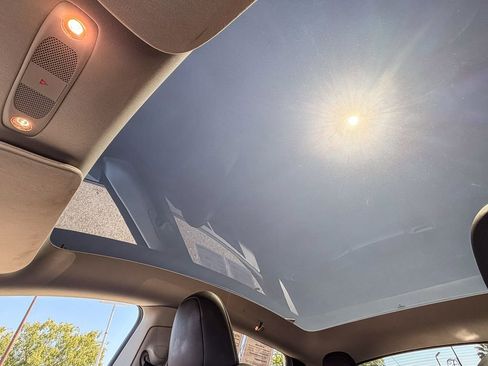 Used 2023 Tesla Model Y Long Range image 49