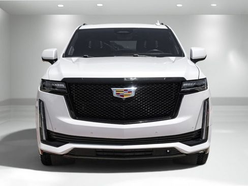 Used 2023 Cadillac Escalade Sport Platinum RWD image 5