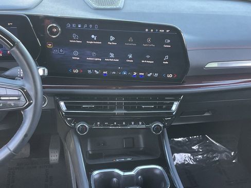 Used 2024 Chevrolet Traverse RS w/ LPO, Floor Liner Package AWD/4WD image 17