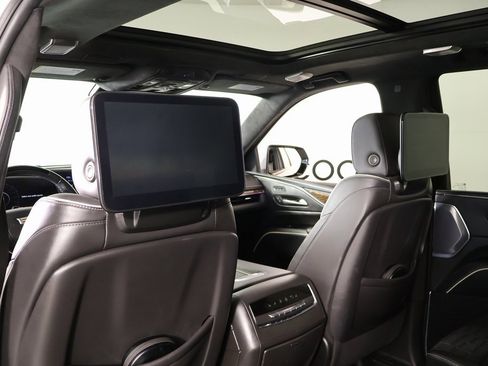 Used 2023 Cadillac Escalade Premium Luxury Platinum w/ LPO, Floor Liner Package image 17