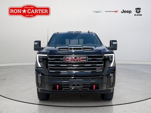 Used 2024 GMC Sierra 2500 AT4 w/ AT4 Premium Plus Package AWD/4WD image 2
