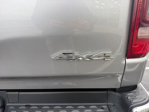 Used 2022 RAM 1500 Big Horn AWD/4WD image 24