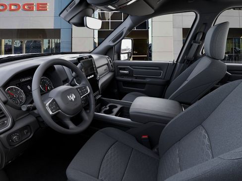 New 2026 RAM 2500 Big Horn AWD/4WD image 22