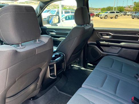Used 2023 RAM 1500 Big Horn AWD/4WD image 19
