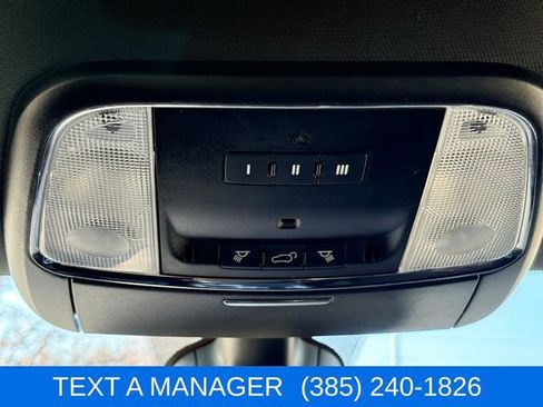 Used 2022 Jeep Grand Cherokee Laredo X image 18