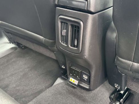 Used 2018 Jeep Compass Latitude w/ Popular Equipment Group AWD/4WD image 20