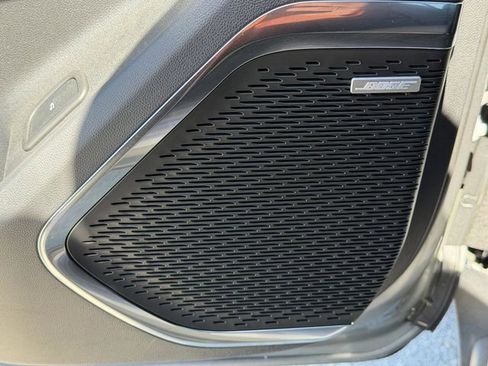 New 2026 Chevrolet Traverse Z71 w/ Enhanced Driving Package image 40