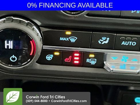 New 2025 Ford Bronco Badlands image 23