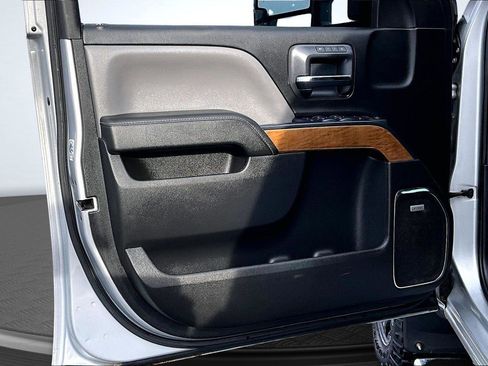 Used 2016 Chevrolet Silverado 3500 LTZ w/ Duramax Plus Package image 25