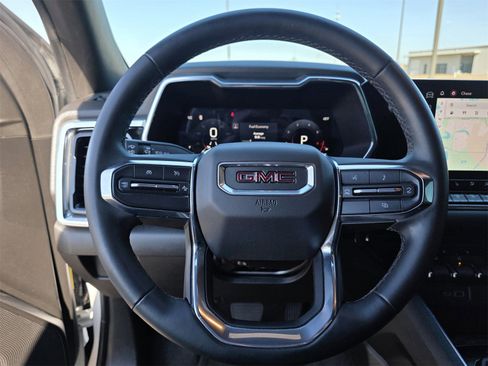 Used 2024 GMC Canyon Elevation w/ Convenience Package image 23