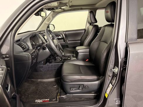 Used 2022 Toyota 4Runner TRD Pro AWD/4WD image 2