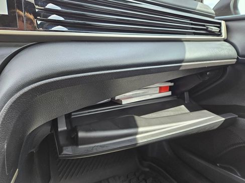 Used 2025 Toyota Camry XSE w/ Premium Plus Package AWD/4WD image 18