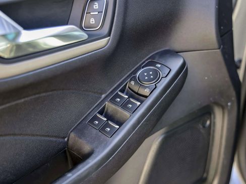 Used 2021 Ford Escape SEL image 15