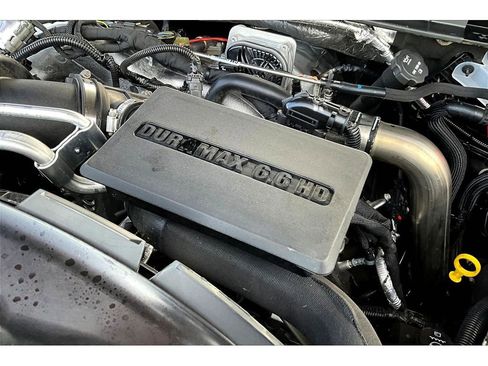 Used 2024 Chevrolet Silverado 3500 High Country w/ High Country Premium Package AWD/4WD image 32