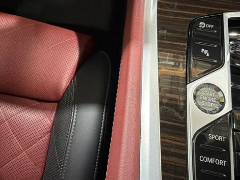 Used 2024 BMW X6 xDrive40i w/ Executive Package AWD/4WD image 38