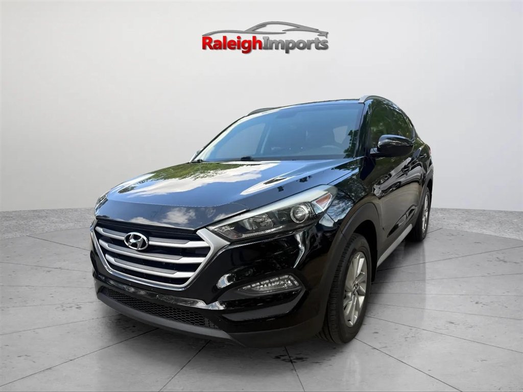 Used 2017 Hyundai Tucson SE w/ SE Popular Package 02 AWD/4WD image 4