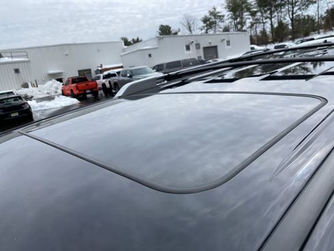 Used 2024 Toyota 4Runner Limited image 18