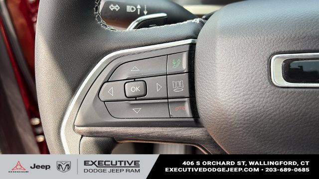 Used 2023 Jeep Grand Cherokee L Limited w/ Luxury Tech Group II AWD/4WD image 13
