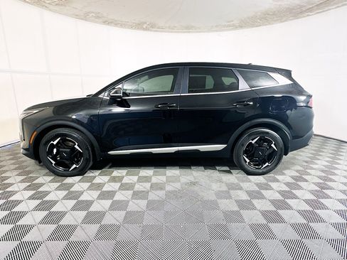 Used 2026 Kia Sportage EX FWD image 6