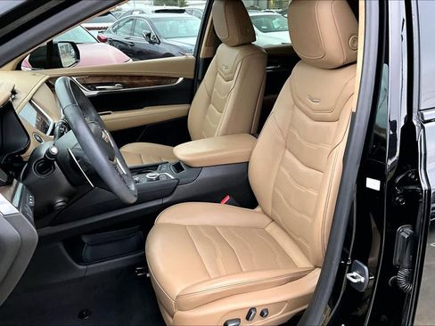 Used 2022 Cadillac XT5 Sportv w/ Platinum Package image 7