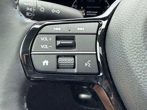 Used 2025 Honda CR-V EX-L image 20