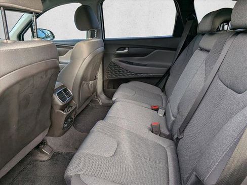 Used 2019 Hyundai Santa Fe SEL image 18