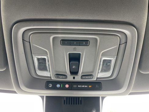 Used 2022 Chevrolet Silverado 1500 RST w/ Convenience Package II AWD/4WD image 31