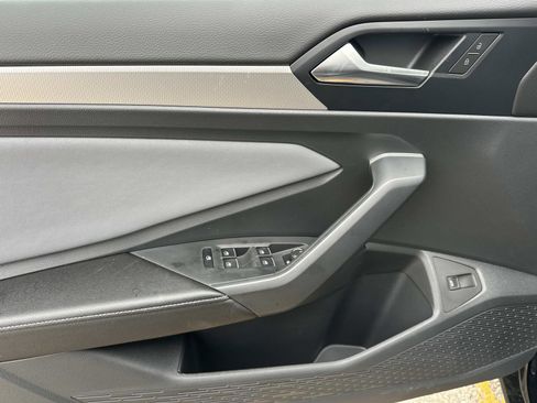 New 2026 Volkswagen Jetta SE image 16