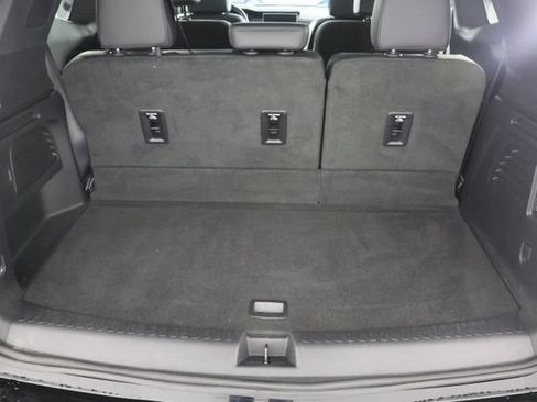 Used 2024 GMC Acadia Denali AWD/4WD image 22