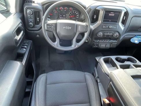 Certified 2024 Chevrolet Silverado 1500 Custom Trail Boss w/ LPO, Dark Essentials Package image 15