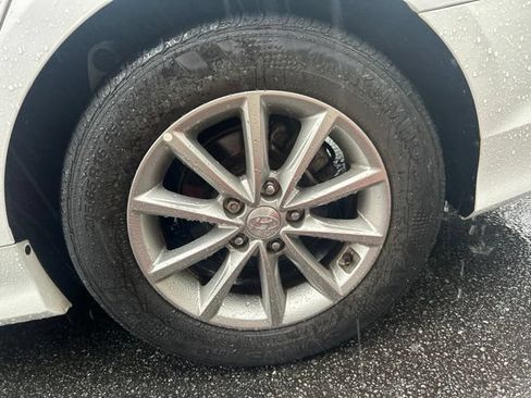 Used 2018 Hyundai Sonata SE FWD image 7