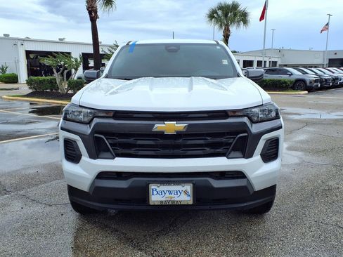Used 2024 Chevrolet Colorado LT RWD image 19