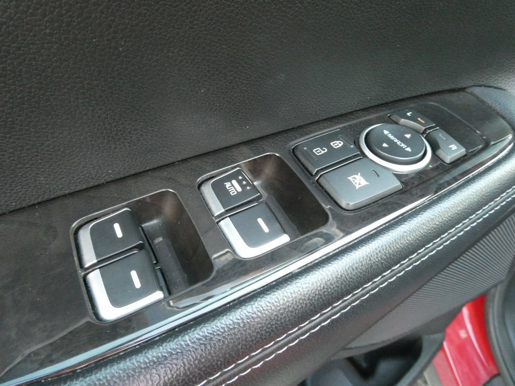 Used 2017 Kia Sorento AWD image 24