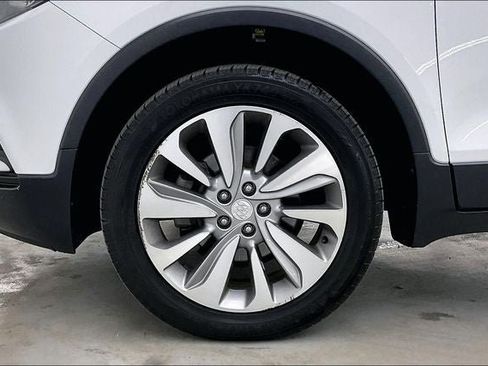 Used 2019 Buick Encore Preferred AWD/4WD image 10