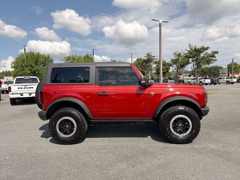 Used 2022 Ford Bronco Badlands AWD/4WD image 2