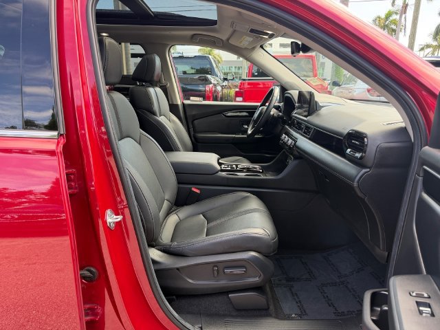 Used 2024 Honda Pilot Touring image 19