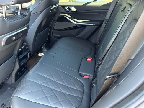 Used 2026 BMW X5 sDrive40i w/ M Sport Package RWD image 32