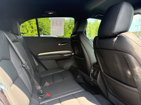 Used 2021 Cadillac XT4 Premium Luxury w/ Cold Weather Package FWD image 17