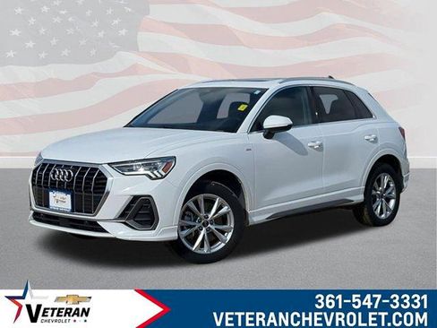 Used 2024 Audi Q3 2.0T Premium AWD/4WD image 1