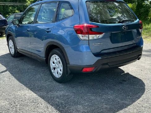 Certified 2022 Subaru Forester AWD/4WD image 3